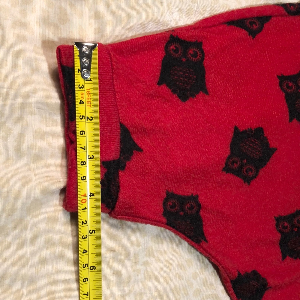 Red sweater with black owls 🦉 - Picture 9 of 9